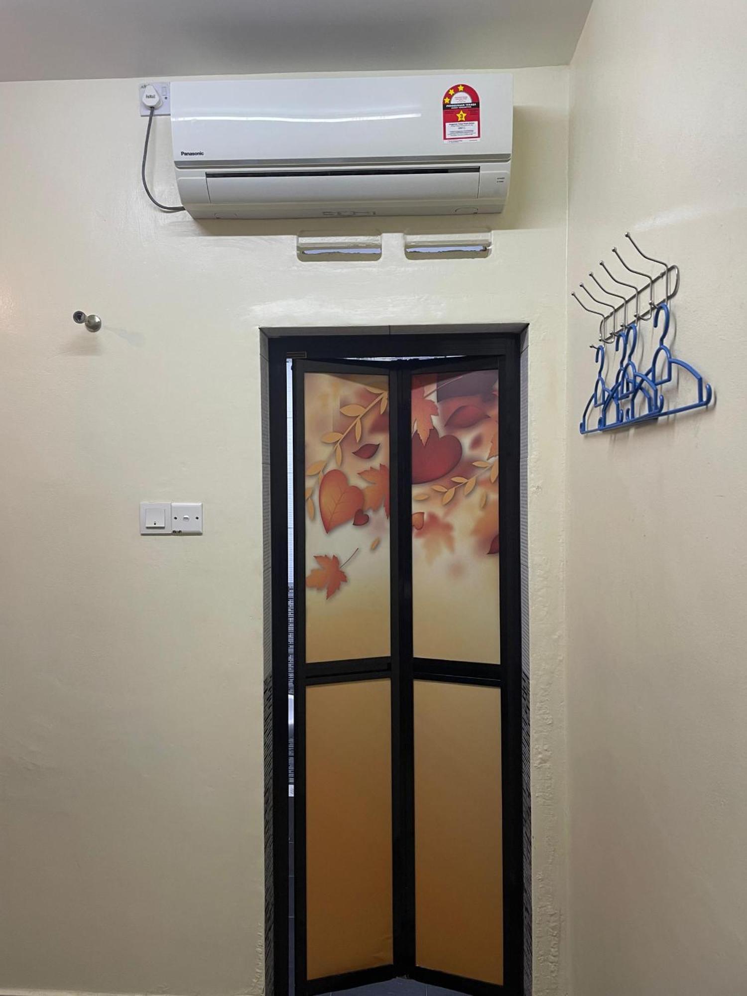 Kb Guesthouse Mersing Exteriör bild